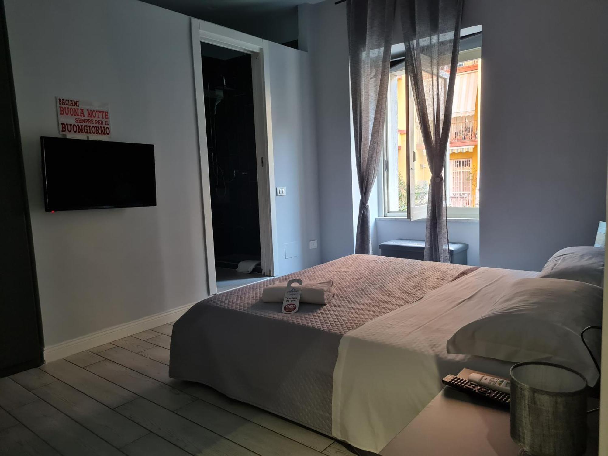 Esposito Plaza- Rooms & Suite Naples Room photo