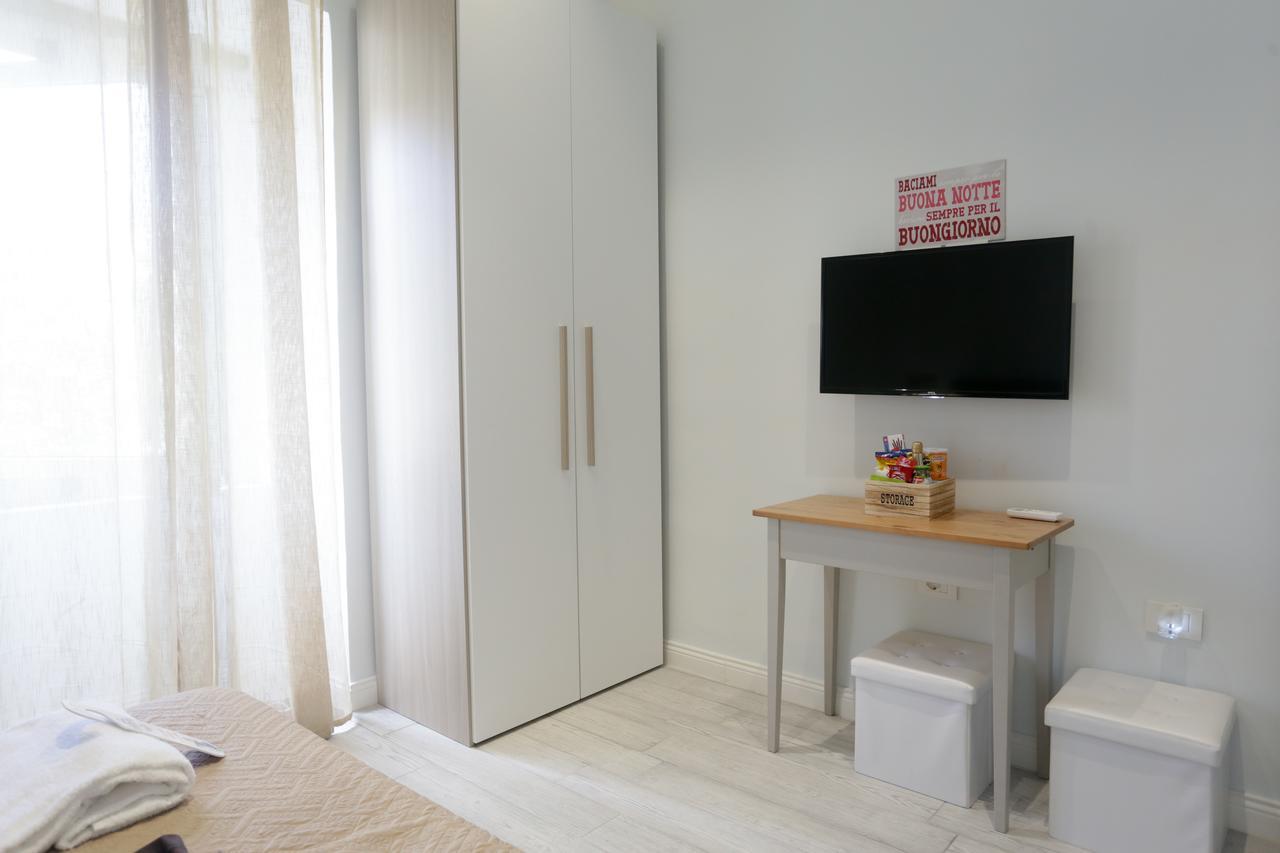 Esposito Plaza- Rooms & Suite Naples Exterior photo